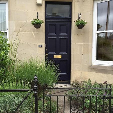 Central And Spacious 2 Bedroom Flat With Garden Edinburgh Ngoại thất bức ảnh
