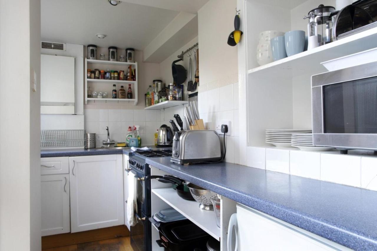 Central And Spacious 2 Bedroom Flat With Garden Edinburgh Ngoại thất bức ảnh