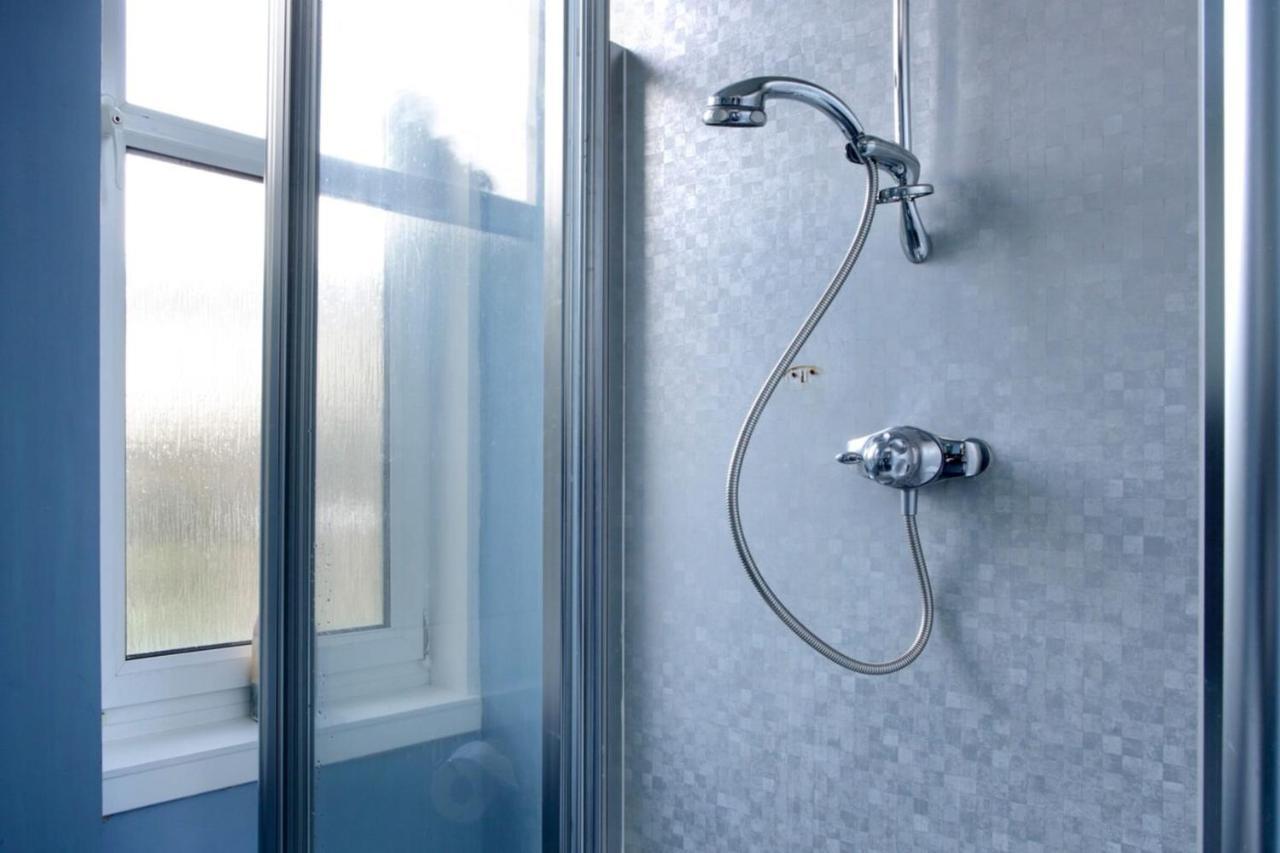 Central And Spacious 2 Bedroom Flat With Garden Edinburgh Ngoại thất bức ảnh