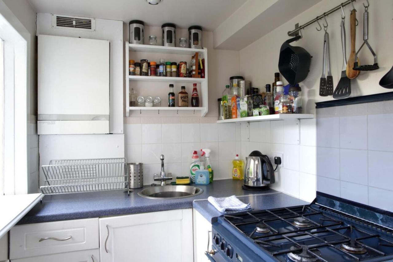 Central And Spacious 2 Bedroom Flat With Garden Edinburgh Ngoại thất bức ảnh